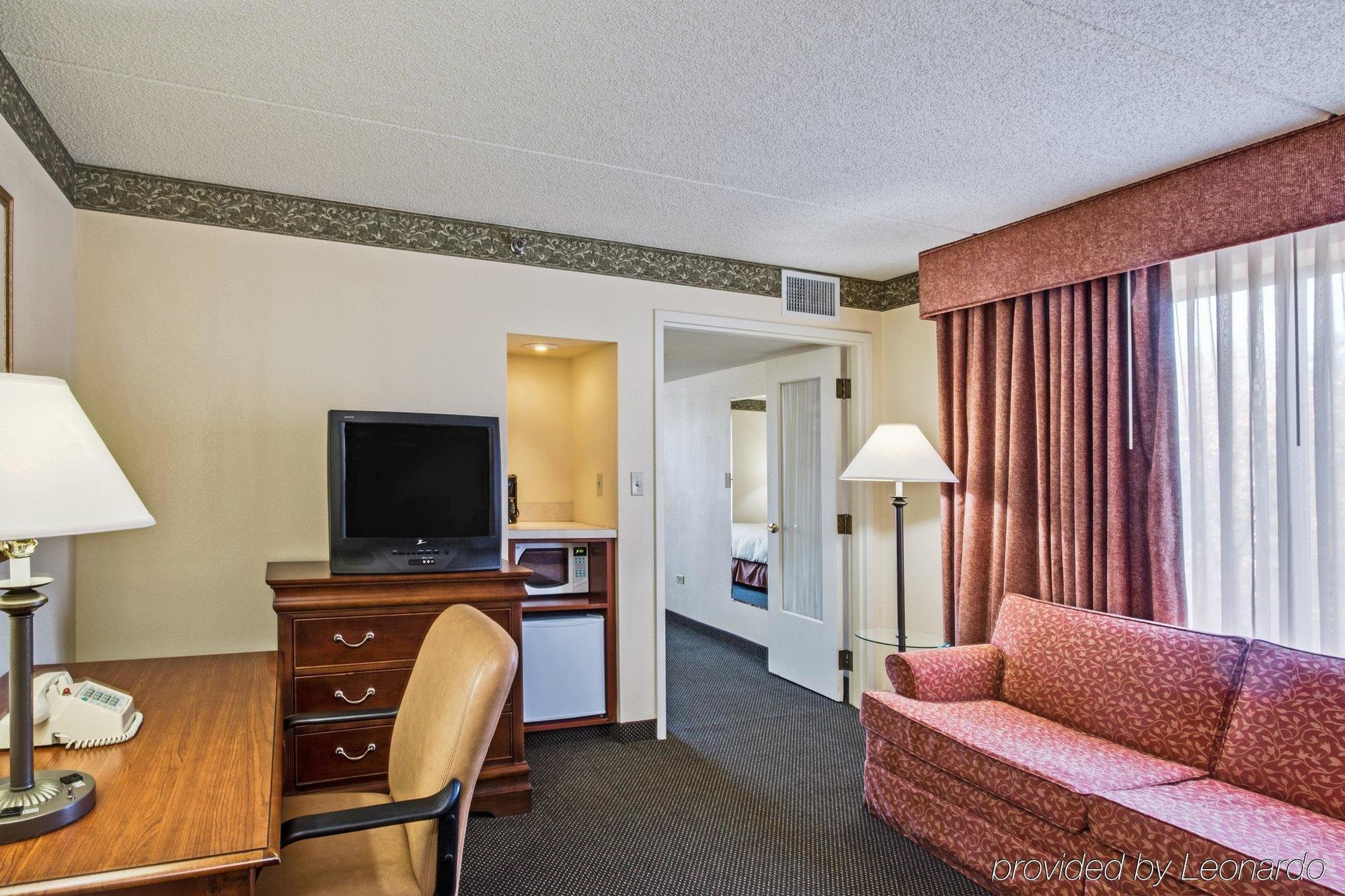 Holiday Inn Express Naperville, An Ihg Hotel Room photo
